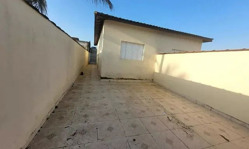 Casa A Venda...