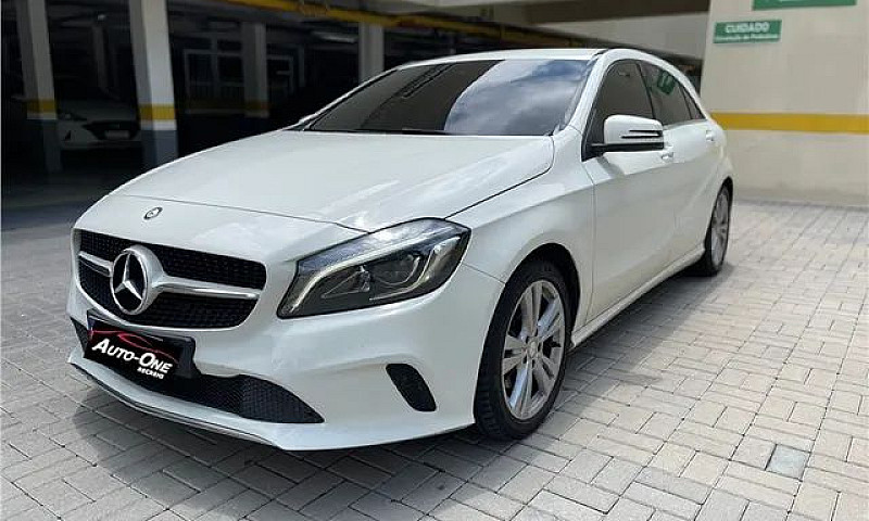 Mercedes-Benz A 200 ...