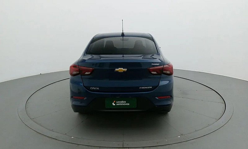 Chevrolet Onix Plus ...