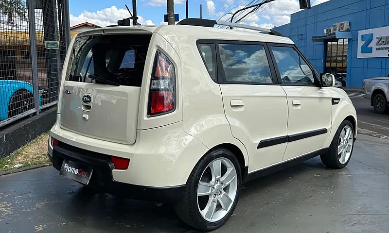 Kia Motors Soul 1.6/...