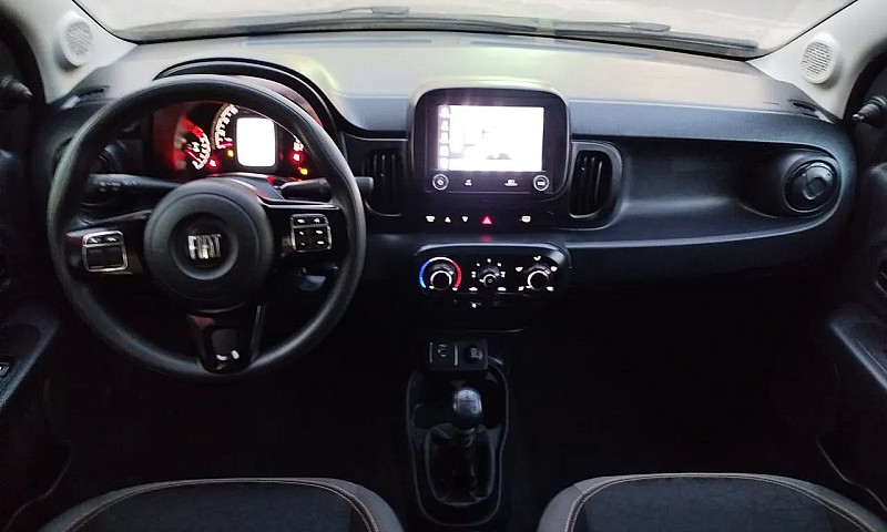 Fiat Mobi Trekking 1...