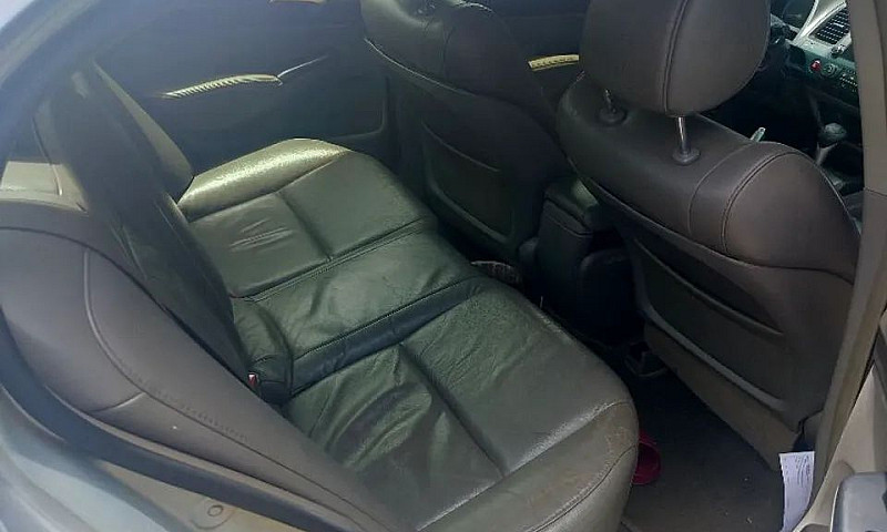 Honda Civic Sedan Lx...