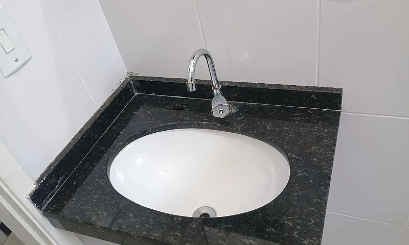 Casa De Condomínio 2...