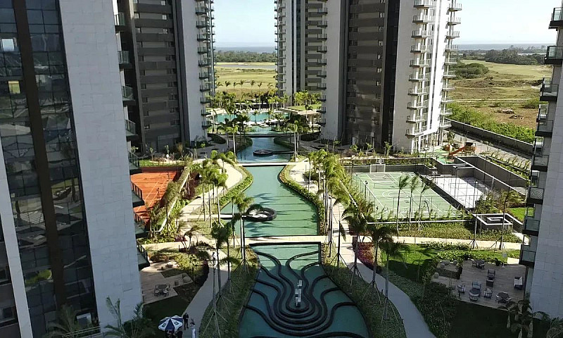 Apartamento De 4 Suí...