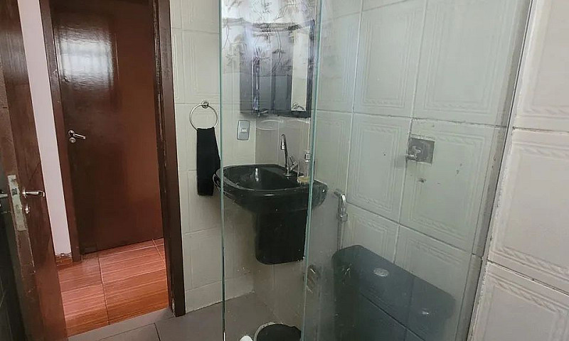 Casa Ampla No Bairro...