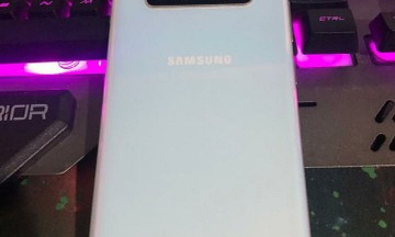 Samsung S10+...