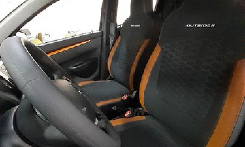 Kwid Outsider...