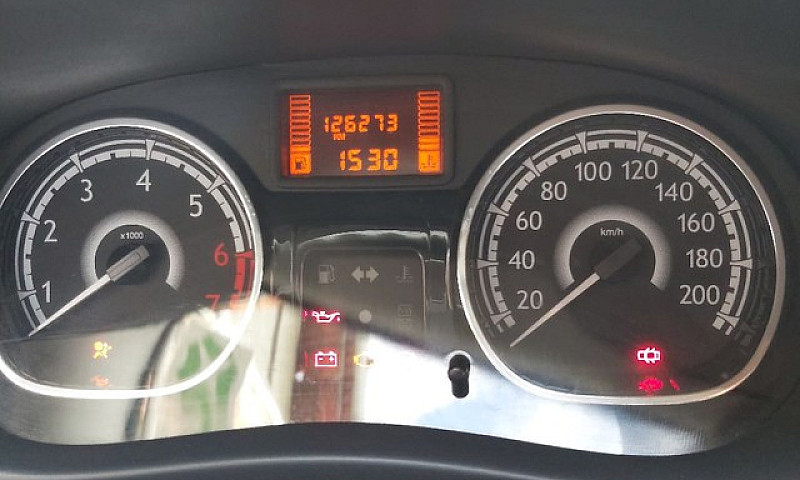 Sandero Tech Run 201...