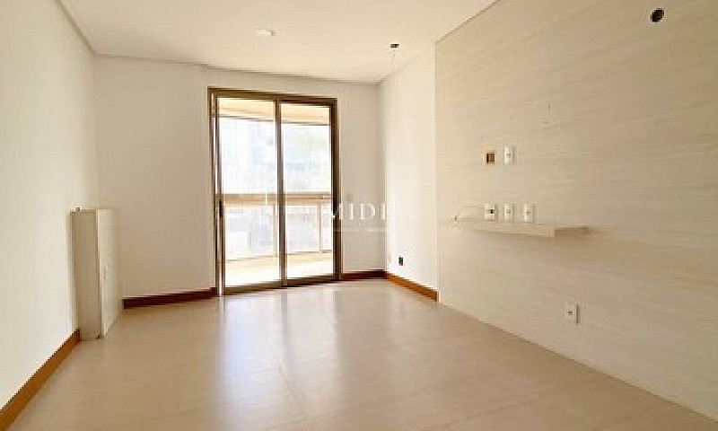 Apartamento Com Vist...