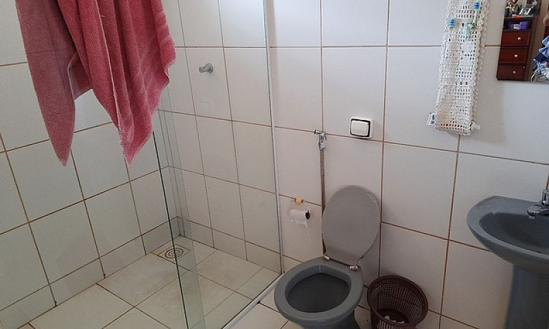 Vendo Casa 4 Quartos...