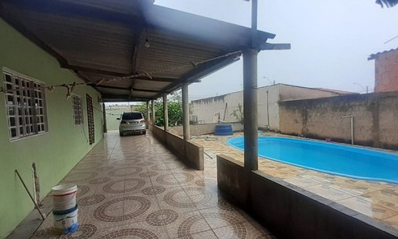 Casa Com Lote De 675...