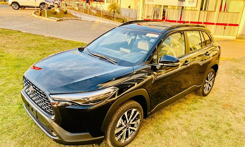 Toyota Corolla Cross...