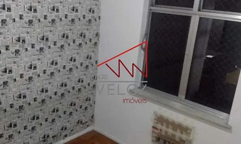 Apartamento-À Venda-...