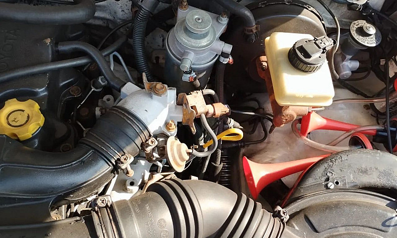 Toyota Hilux Cd Sr 4...