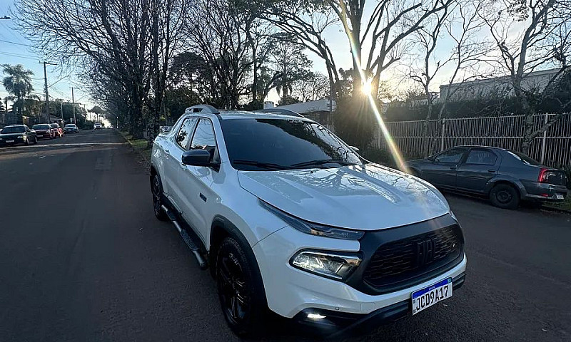 Fiat Toro Ultra 2023...