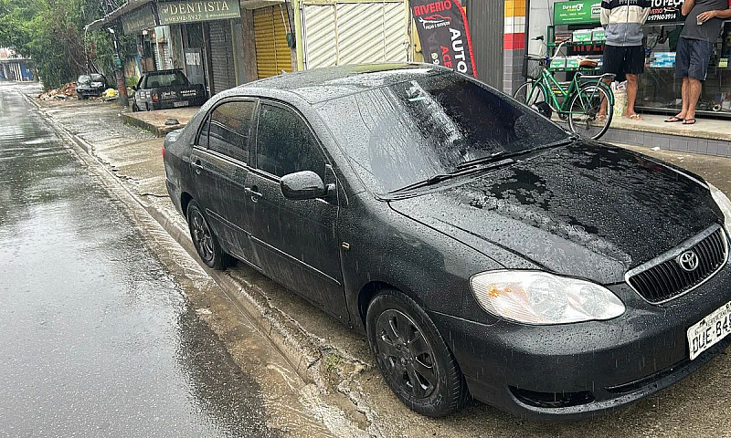 Toyota Corolla Xei 1...
