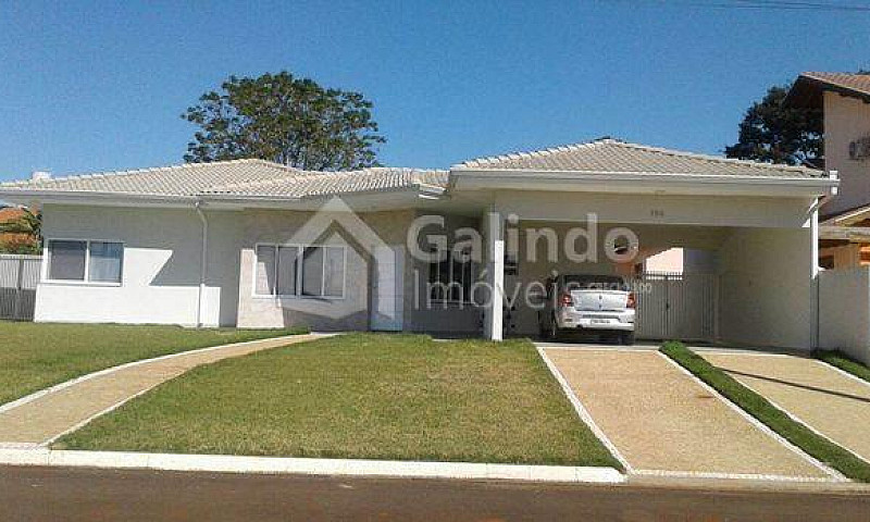 Casa De Condomínio À...
