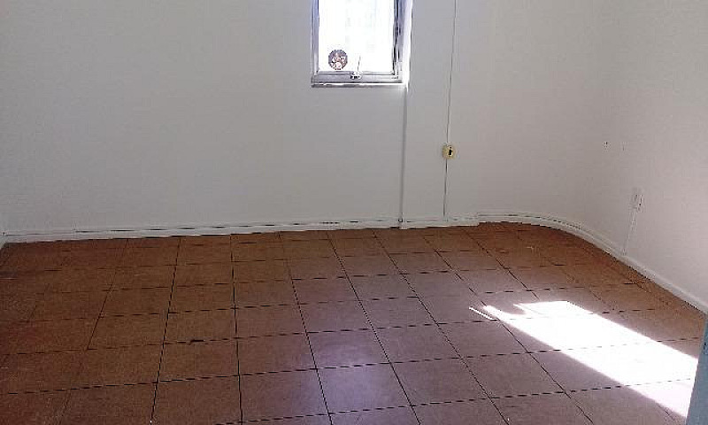 1/4 Localizado Vista...
