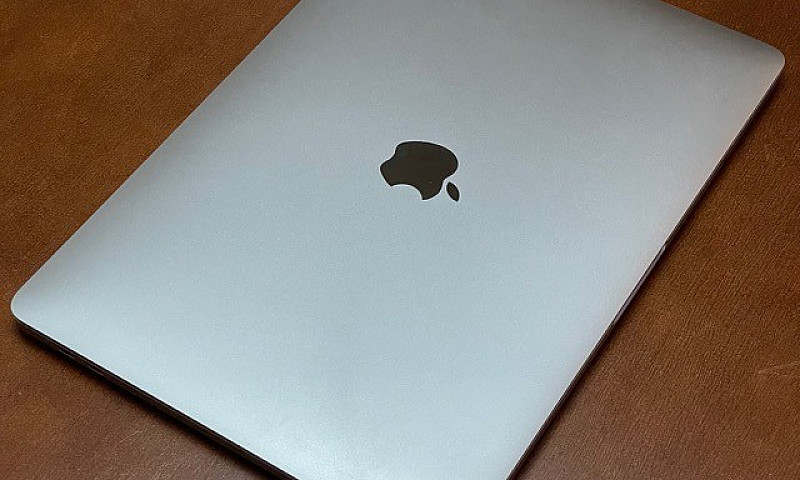 Macbook Pro 2019 Tou...