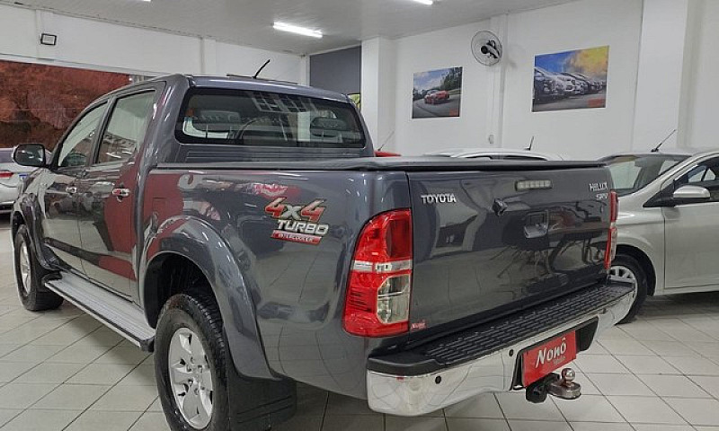 Hilux Cd Srv D4-D 4X...
