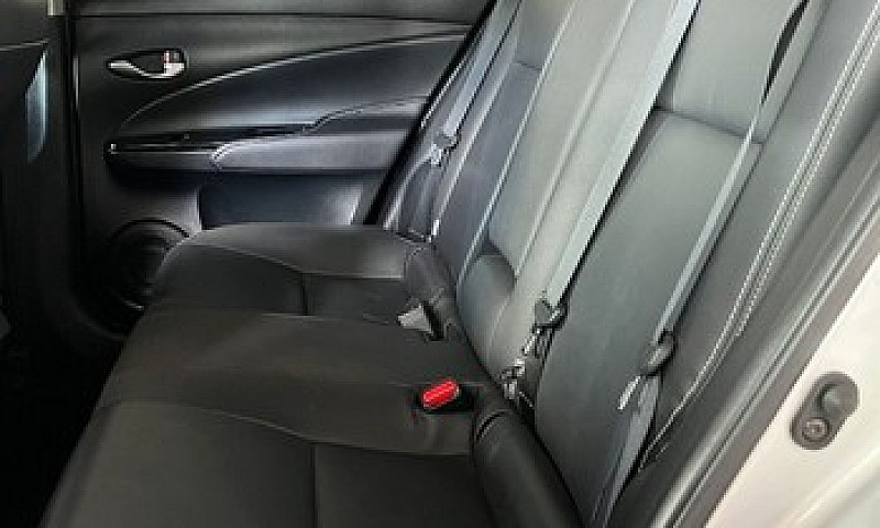 Yaris Xs Sedan 1.5 2...