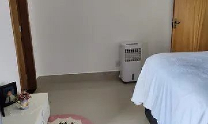 Casa 3 Quartos 2 Suí...
