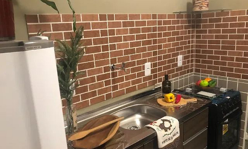 Kitnets Mobiliadas E...