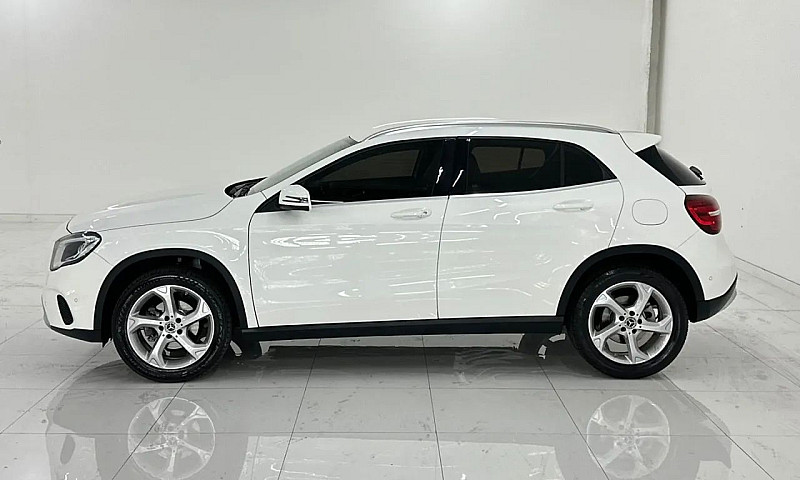 Mercedes-Benz Gla 20...