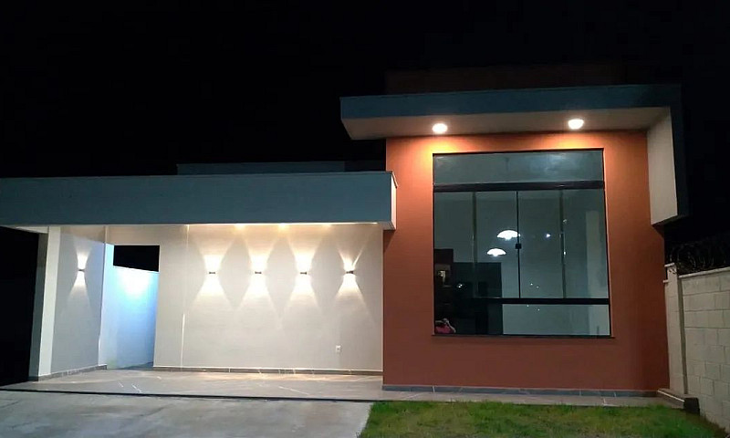 Linda Casa De 3/4 Em...