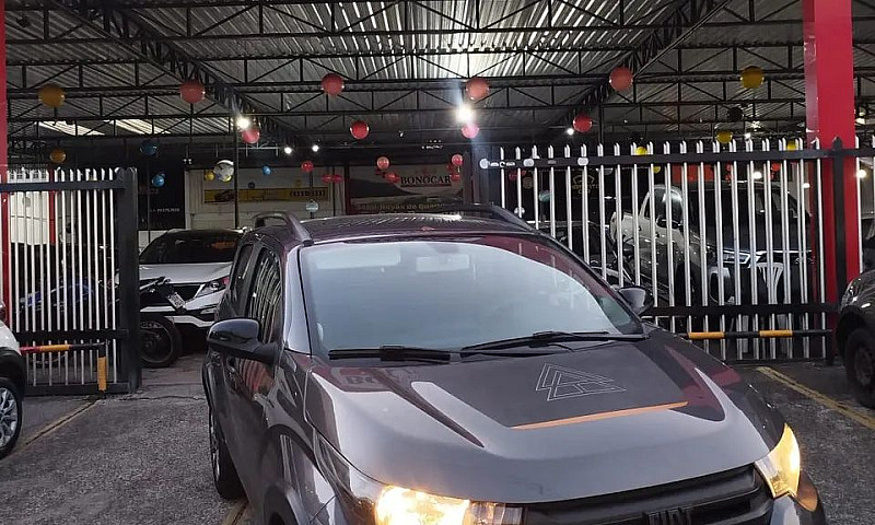 Fiat Mobi Trekking 1...