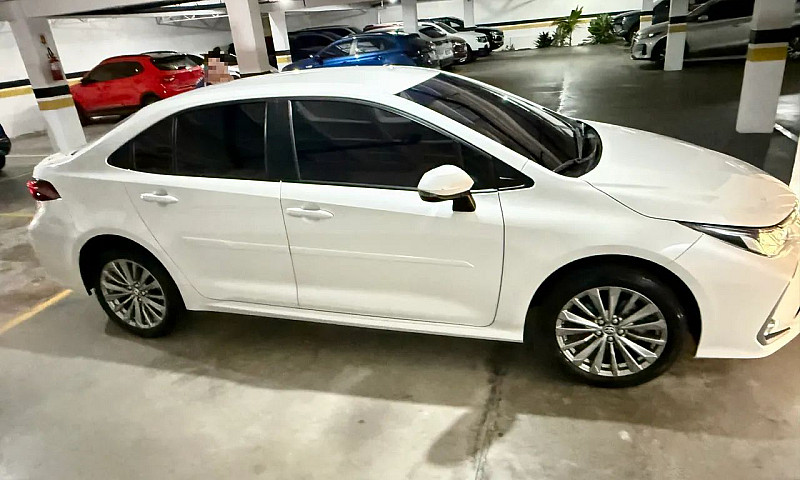 Toyota Corolla Xei 2...
