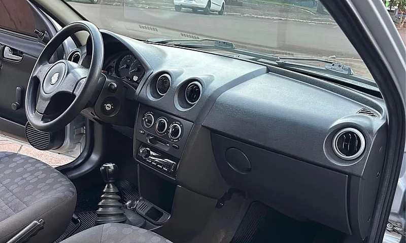 Chevrolet Prisma Sed...