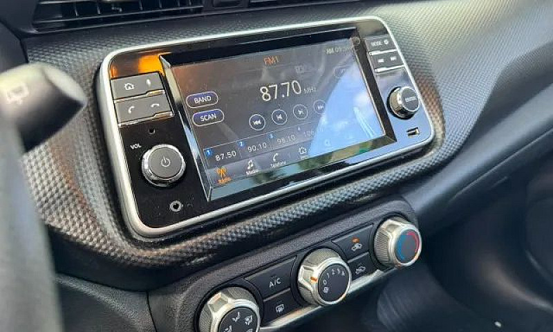 Nissan Kicks Sense 1...
