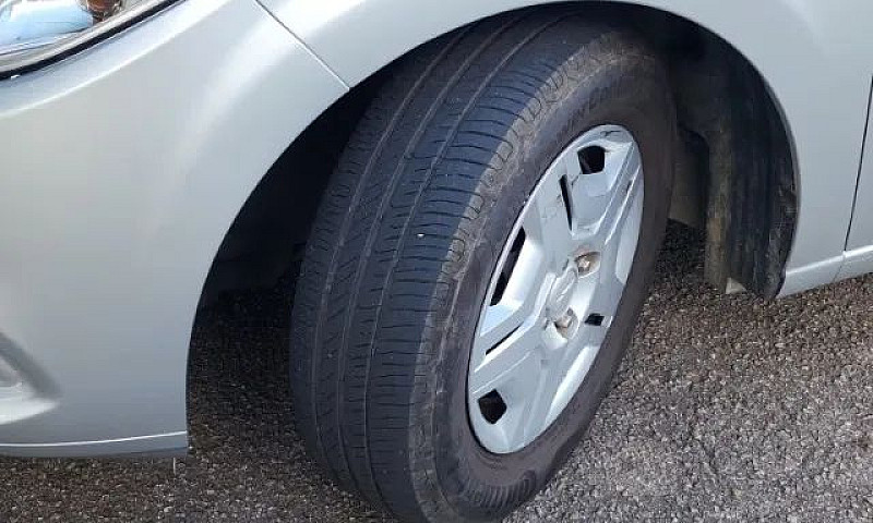 Chevrolet Onix Joy H...
