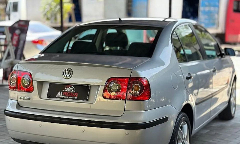 Volkswagen Polo Seda...