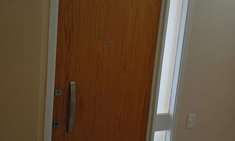 Alugo Apartamento 16...