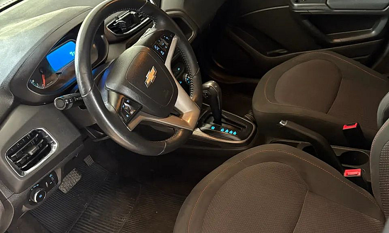 Chevrolet Onix Hatch...