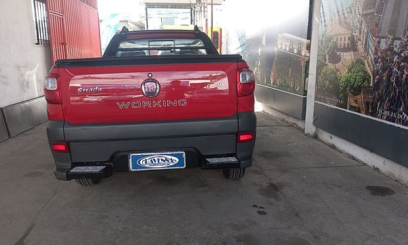Fiat Strada Working ...