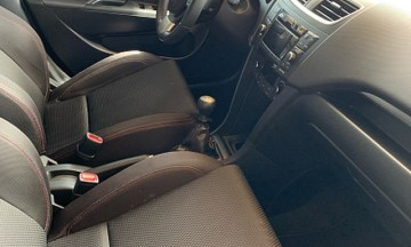 Suzuki Suift Sport ...