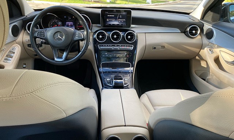 Mercedes Benz C-200 ...