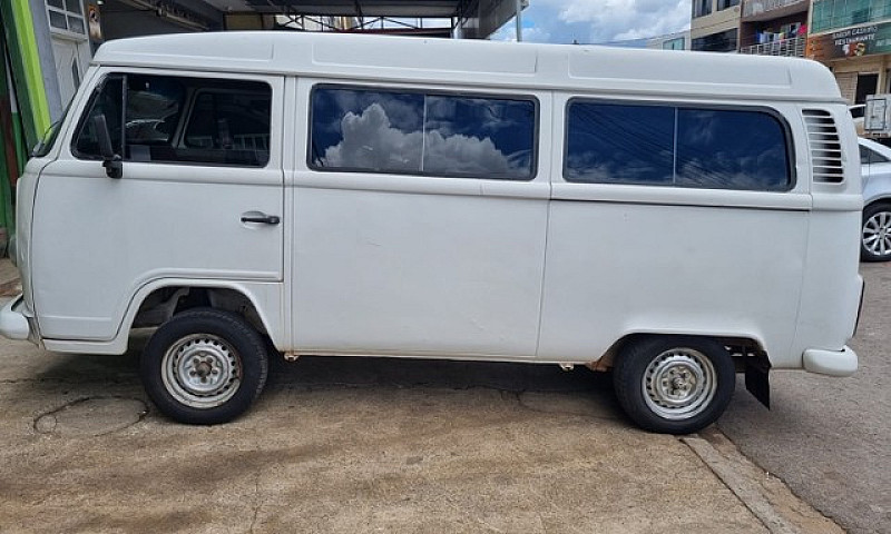 Kombi Escolar 15 Lug...