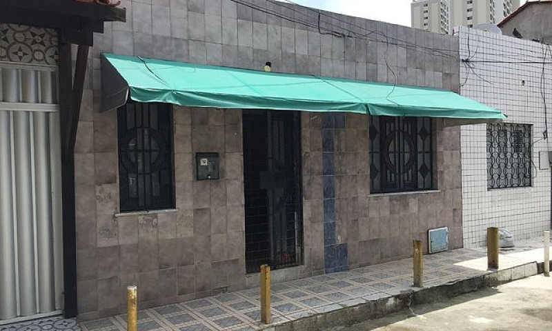 Casa Em Rua Tranquil...
