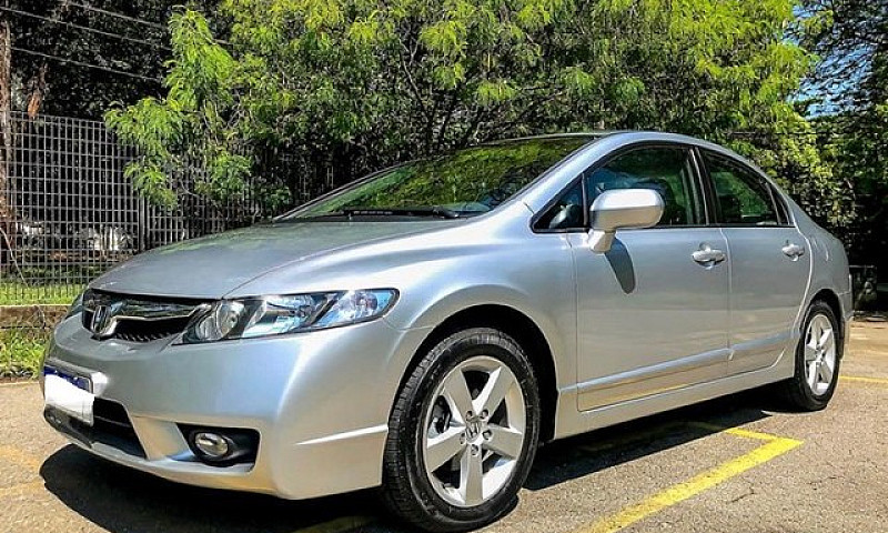 Honda Civic 2010...