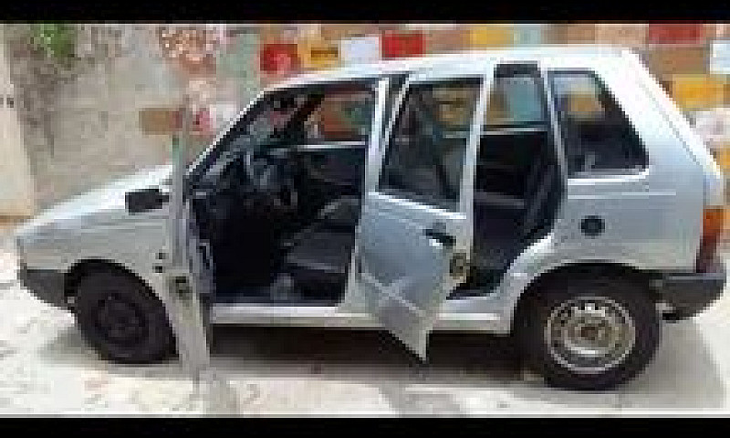 Vendo Uno 94/95.. 8....