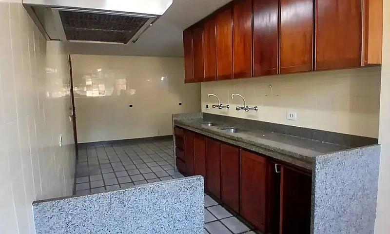 Amplo Apartamento Em...