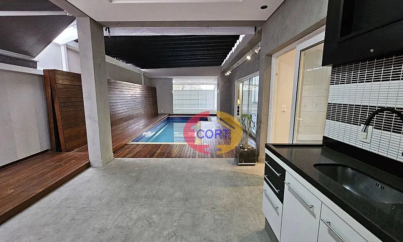 Casa Com 3 Dormitóri...