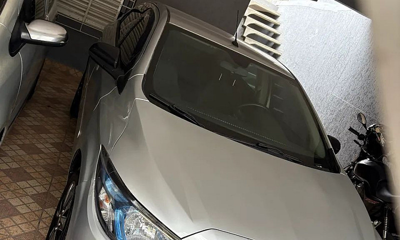Chevrolet Onix Hatch...