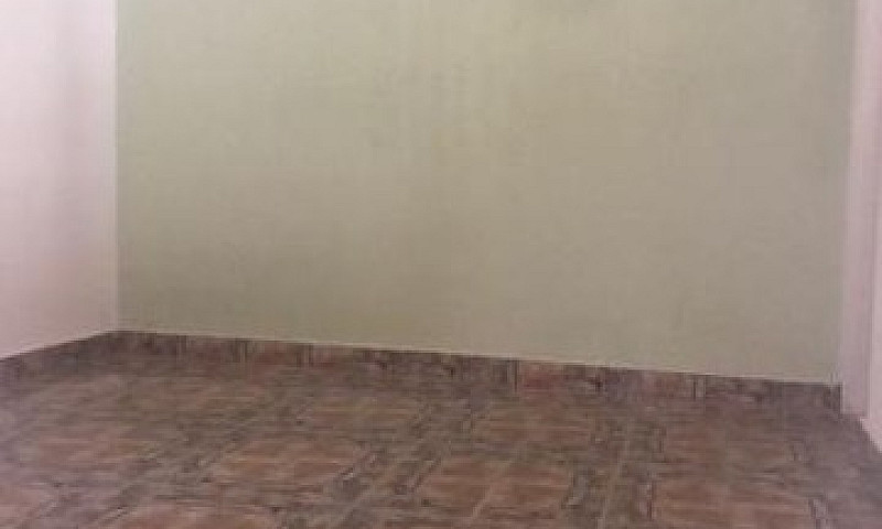 Casa Com 03 Quartos ...