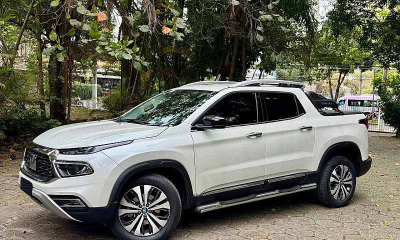 Fiat Toro Volcano T2...