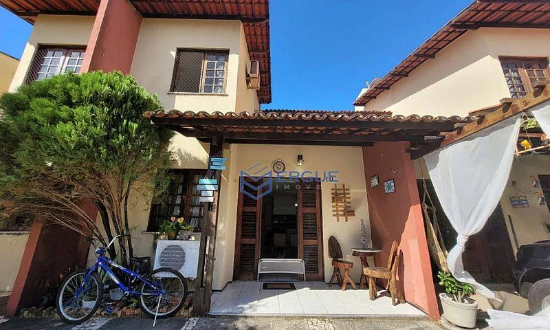 Casa Com 3 Dormitóri...